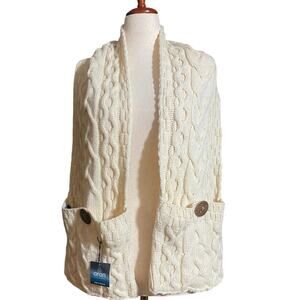“Aran” Women Button Pocket Scarf, Cream, Cable Knit, 100% Merino Wool, NWT 59x10